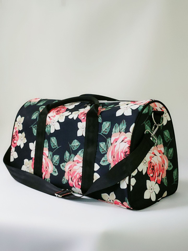 Unisex crossbody torba za sport i putovanja, kapacitet 20–35L, najlon, prozračna, vodootporna, otporna na habanje, za slobodno vrijeme putovanja