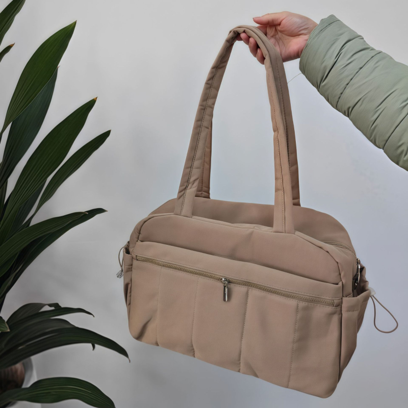 Чанта за пътуване Tote, квилирана, голям капацитет 36–55 л, полиестер, разделение за сухи и мокри вещи, водоустойчива, подплата от найлон