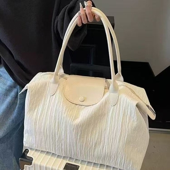 Putna torba za kratka putovanja - unisex, iznimno lagana i otporna, poliester, kapacitet ispod 20 L