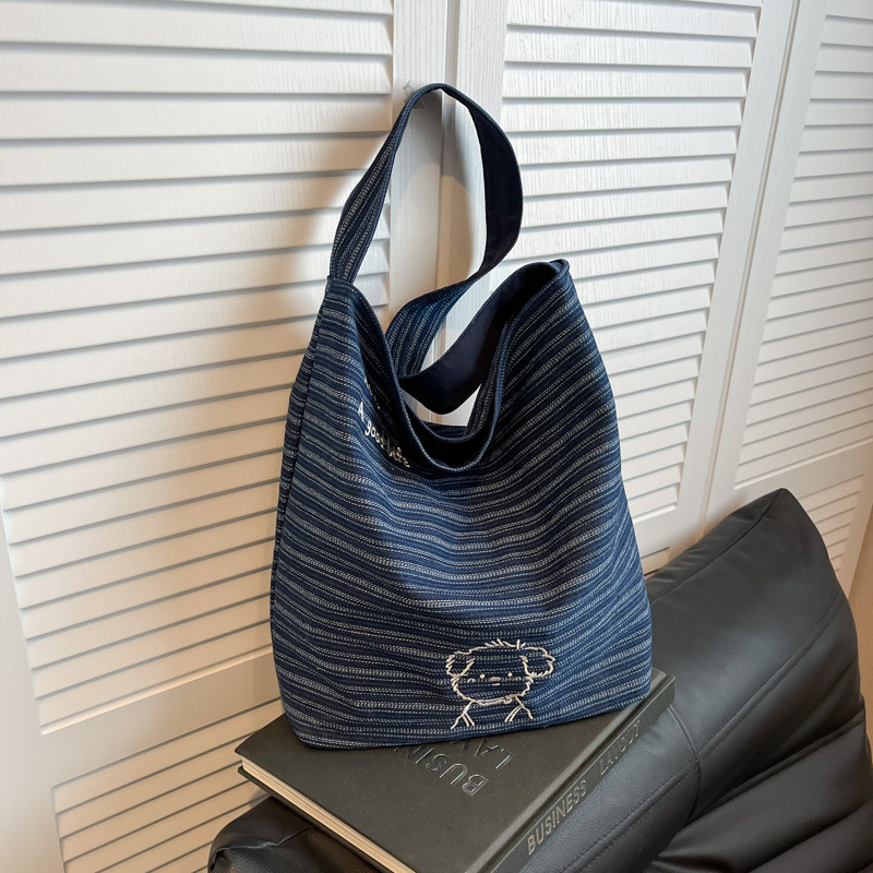Denim tote torba za ramena s platnenom podstavom, velika kapaciteta, vertikalni kvadratni oblik, otvoreni vrh, džep za mobitel, dvostruki remeni, korejski gradski stil inspiriran