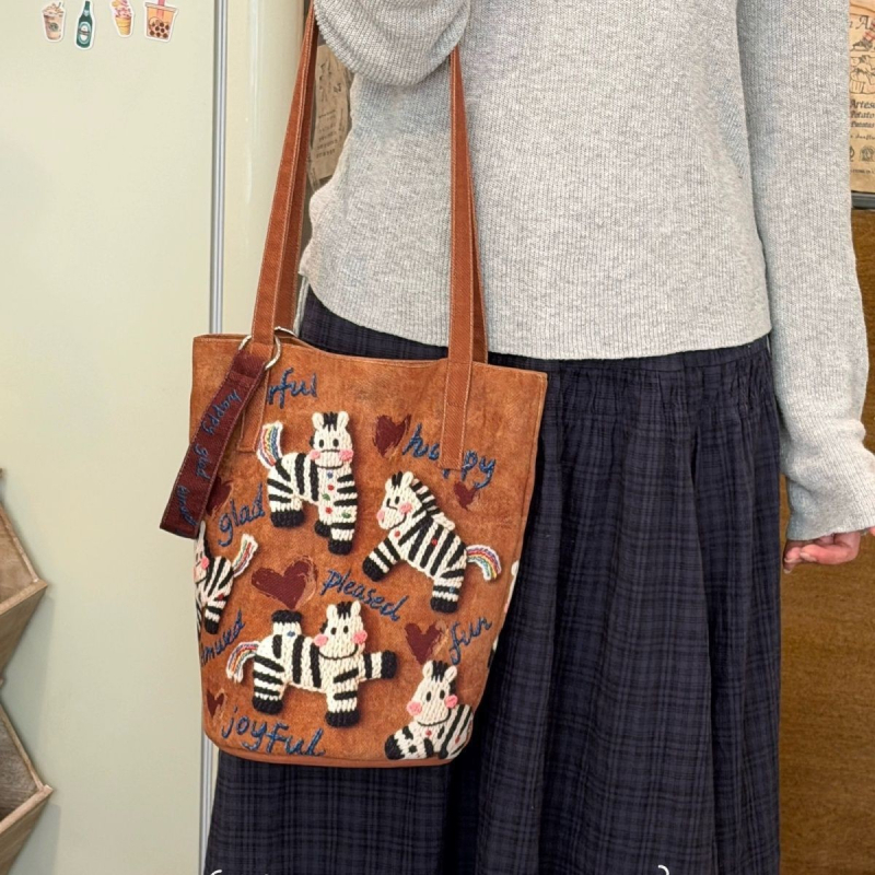 Cilindrična platnena torba s zatvaranjem, poliester-pamuk materijal, torba za dokumente, pamukasta podstava, dvostruke naramenice