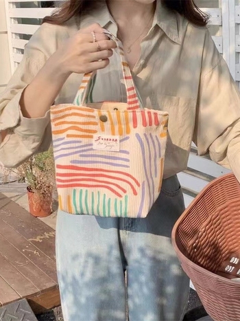 Rainbow corduroy vertikalna kvadratna torba s magnetskim zatvaračem, dvostruke naramenice, bez podstavke