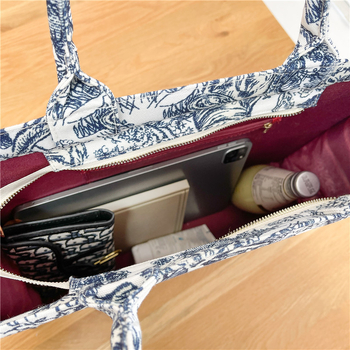 Platnena torba za nošenje s tigrovom vezo, nacionalni stil, za svakodnevnu upotrebu (Materijal: platno; Oblik: vodoravni kvadrat; Otvaranje: zip; Unutarnji džep sa zipom; Podstava: poliester)