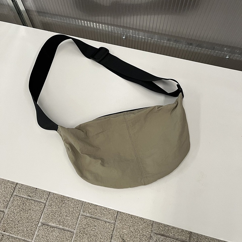 Xiangjun Dumpling torba, unisex stil, Oxford platno, crossbody sa zatvaračem, poliester podstava, unutarnji džep sa zatvaračem i džep za telefon