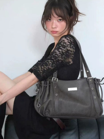 Torba Tote od prave kože, oblik knedle, zatvaranje na munju, unisex stil