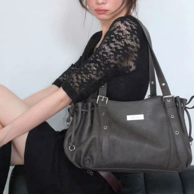 Torba Tote od prave kože, oblik knedle, zatvaranje na munju, unisex stil