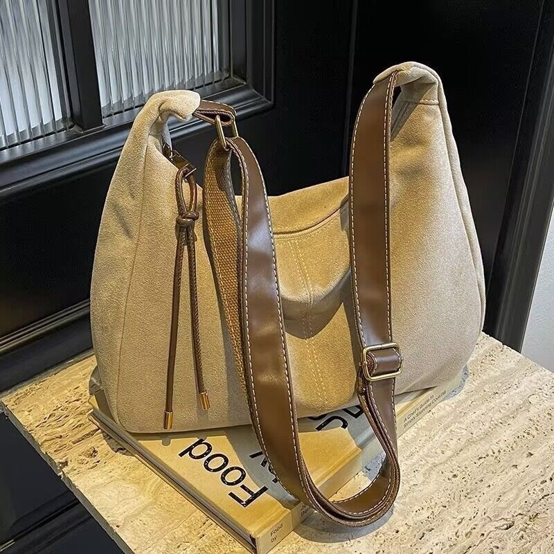 Tote torba marke Group Wood, platno, zatvaranje zipom, PU podstava, velika kapaciteta