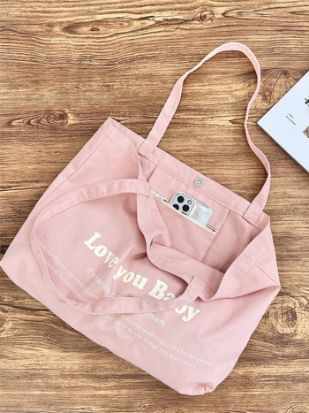 Корейски стил полиестер Tote чанта с принт на букви (уличен стил; хоризонтална квадратна форма; магнитно закопчаване; джоб с цип)