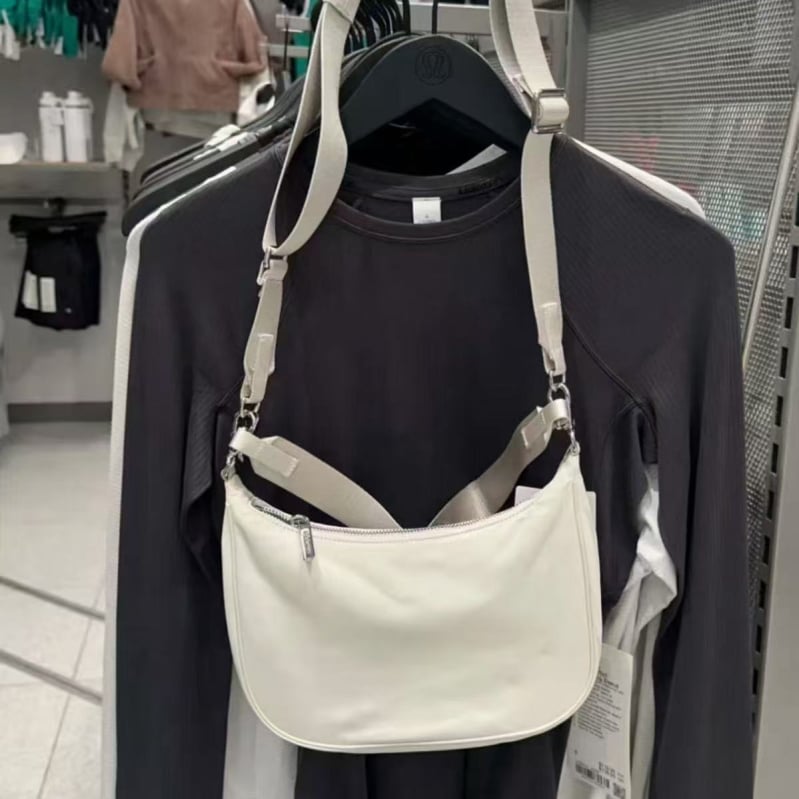 Lululemon Underarm Crossbody Torba – Kanvas, Ovalni Oblik, Zip Zatvaranje, Najlonska Unutrašnjost, Gradski Minimalistički Stil