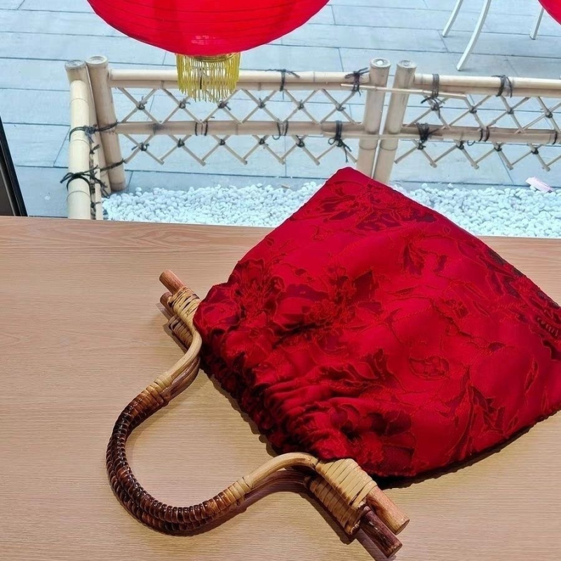 Tote torba od svile s platnom podstavom i otvorenim gornjim otvorom