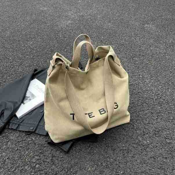 Platnena Tote torba od platna, horizontalni kvadratni oblik, magnetsko zatvaranje, unutarnja zip pretinica i pretinac za ID karticu, cross-body stil za svakodnevnu upotrebu