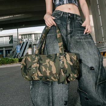 Crossbody torba za žene, najlon, gradski jednostavan stil, magnetska kopča, unutarnja pretinica za mobitel