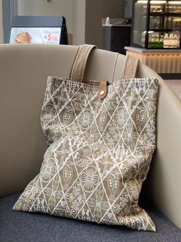 Geantă de umăr din pânză în stil literar-artistic național, formă verticală pătrată, buzunar interior cu fermoar, căptușeală din pânză