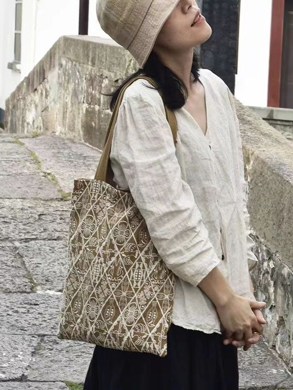 Geantă de umăr din pânză în stil literar-artistic național, formă verticală pătrată, buzunar interior cu fermoar, căptușeală din pânză