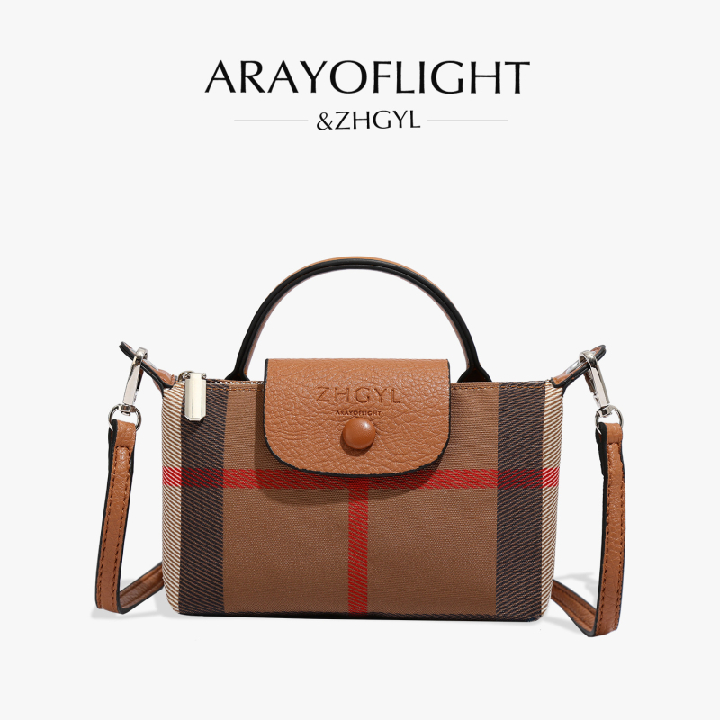 Dumpling-szerű táska fedéllel, vászonból, záródás fedéllel, poliészter-pamut bélés, rejtett cipzáras zseb