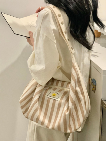 Geantă de umăr în stil Hong Kong, din pânză, capacitate mare, închidere magnetică