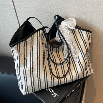 Geantă Tote unisex, material poliester cu căptușeală poliester, Stil Tote, Primăvara 2024