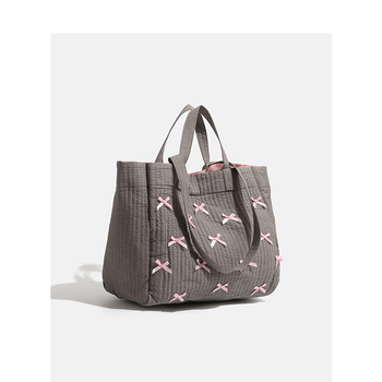Torba za rame s mašnicom, platnena bucket torba, gradski stil, proljeće 2024, CDIWRI&KARI