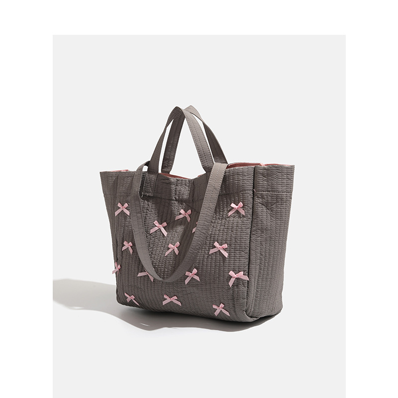 Torba za rame s mašnicom, platnena bucket torba, gradski stil, proljeće 2024, CDIWRI&KARI