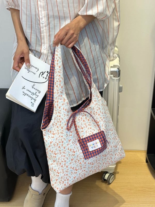 Geantă Tote florală în stil coreean pentru femei, dual-use, vară 2025, pânză, buzunare interne pentru telefon și buletin