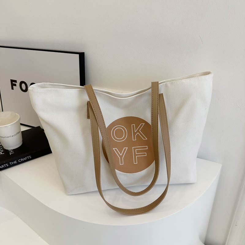 Geantă Tote din canvas - Simplitate urbană, Închidere cu fermoar, Căptușeală din poliester, Compartimente interioare: buzunar cu fermoar, buzunar pentru telefon, buzunar pentru ID