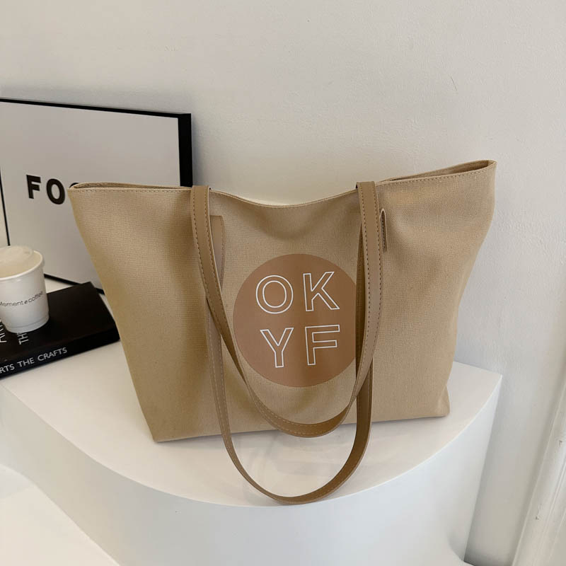 Geantă Tote din canvas - Simplitate urbană, Închidere cu fermoar, Căptușeală din poliester, Compartimente interioare: buzunar cu fermoar, buzunar pentru telefon, buzunar pentru ID