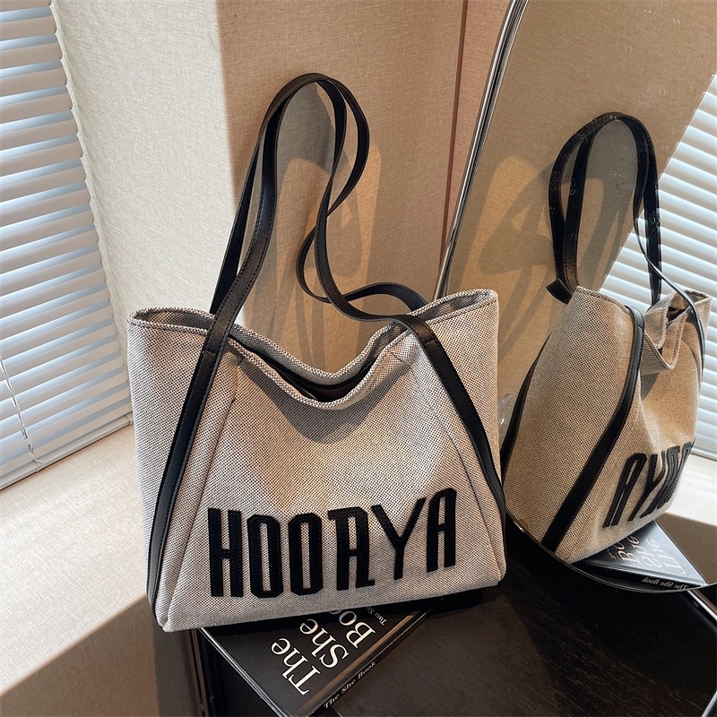 Geantă Tote din pânză, stil street — formă orizontală pătrată, închidere cu fermoar, buzunar pentru telefon