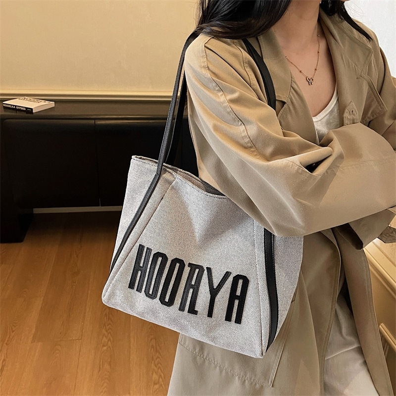 Geantă Tote din pânză, stil street — formă orizontală pătrată, închidere cu fermoar, buzunar pentru telefon