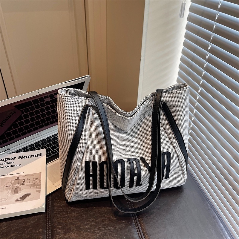 Geantă Tote din pânză, stil street — formă orizontală pătrată, închidere cu fermoar, buzunar pentru telefon