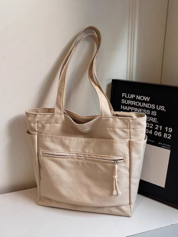 Ženska nylon tote torba - Ulični stil, mekani 3D silueta, zatvaranje na zip, unutarnja džep sa zipom i džep za telefon, podstava od poliestera, dvostruke naramenice