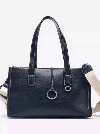 Ženska tote torba u urbanom minimalističkom stilu, sintetička koža, horizontalni kvadratni oblik, zatvarač, crossbody remen, džep za telefon