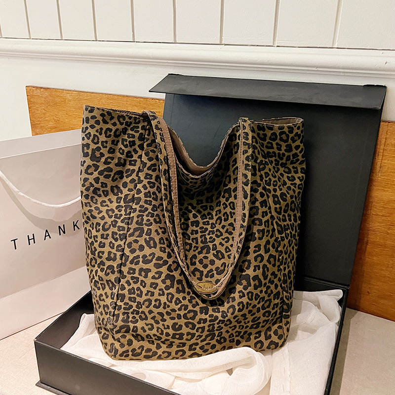 Ženska platnena torba s leopard printom, bucket oblik, reverzibilna, velika kapaciteta, jednostavan svakodnevni stil za posao