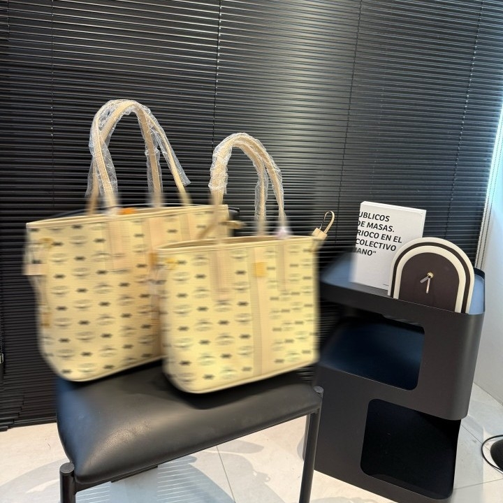 Unisex PU Tote torba, horizontalna kvadratna torba s jednom naramenicom i zatvaračem, Korejski natpis slova, platnasta podstava, laminirani unutarnji džep