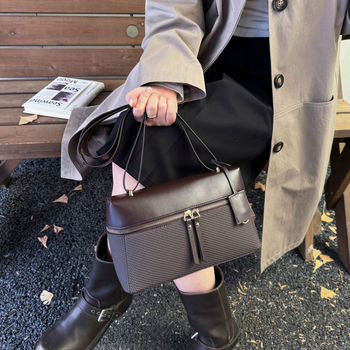 Crossbody torba, PU materijal, patchwork platna, zatvarač, unutarnje organizacije: džep sa zatvaračem i džep za dokumente, jesensko 2025 izdanje