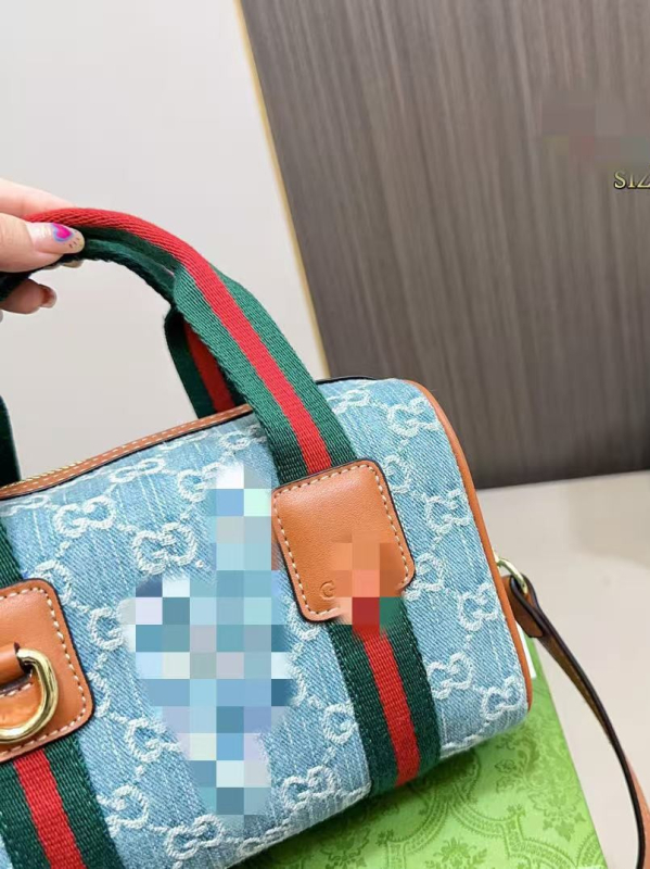 Geantă Boston Crossbody din pânză – Formă cilindrică, Închidere cu fermoar, Buzunar ascuns cu fermoar, Curea de umăr, Pentru timpul liber