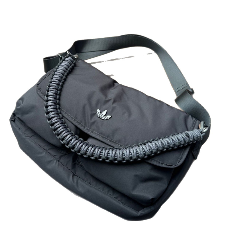 Torba crossbody velike kapacitete, vodootporna tkanina, gradski stil, horizontalni kvadratni oblik, magnetska kopča, unutarnja džep za telefon