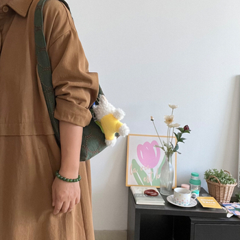 Mala hobos torba u japanskom stilu, smeđo-zelene kružne motive, pamuk i lan tkanina, za rame