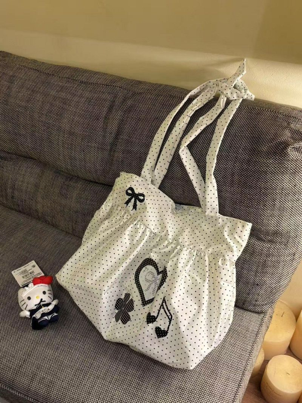 Kanvas tote torba s printom srca u bodicama, velika kapaciteta, ramena/crossbody torba, džepovi za telefon i dokumente, podstava od poliestera