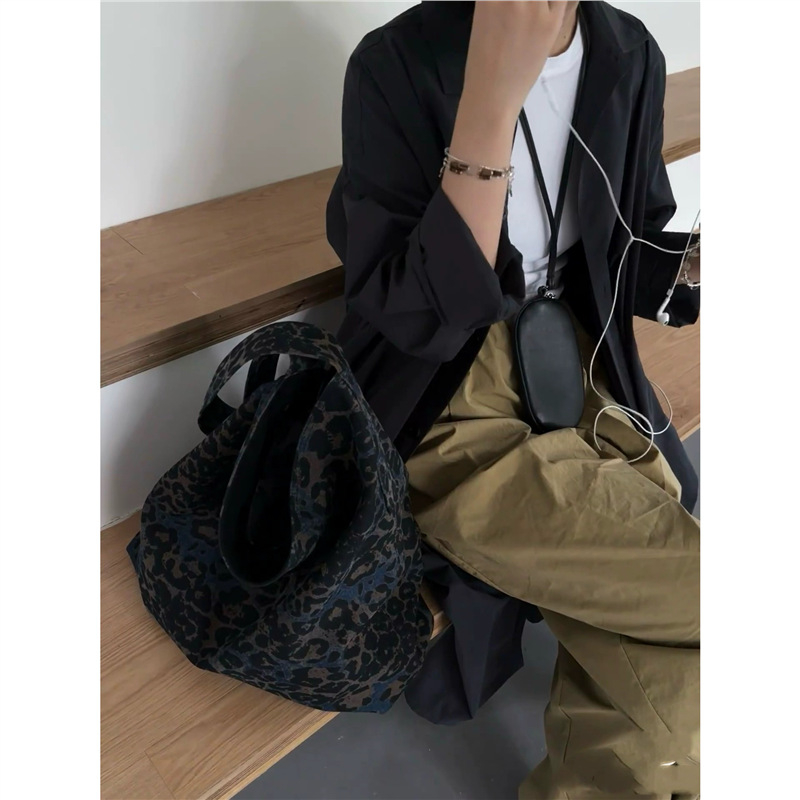 Unisex torba preko tijela s leopard printom, velika kapaciteta, PU materijal, jesen 2025