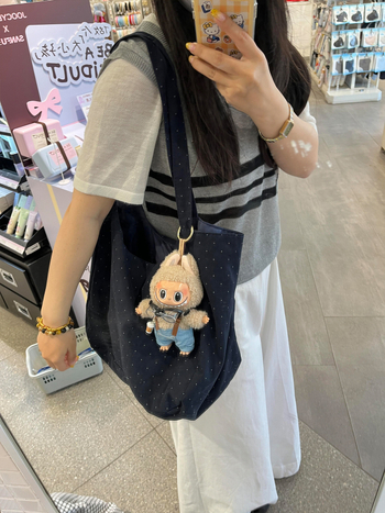 Platnena Tote torba s točkicama, unisex stil, zatvaranje na zip, podstava od poliestera, vodoravni četverokutni oblik