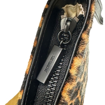 Torba preko ramena ispod pazuha s leopard uzorkom i baguette siluetom (prava koža; podstava od platna; zatvarač; oblik jastuka; džep za mobitel)