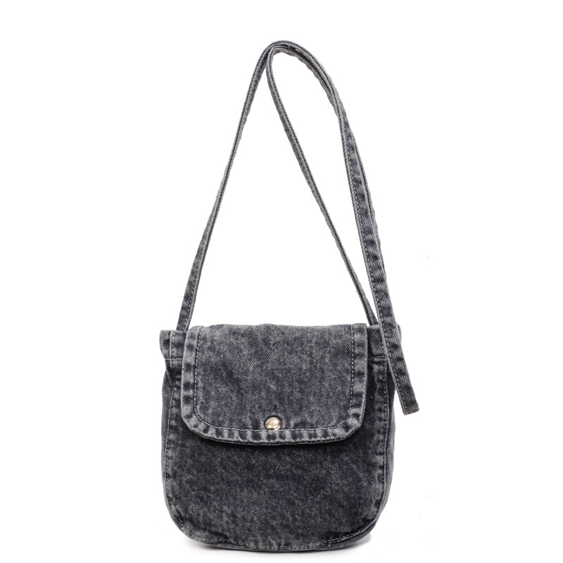Denim crossbody torba, ovalni oblik, s poklopcem, podstava od poliestera
