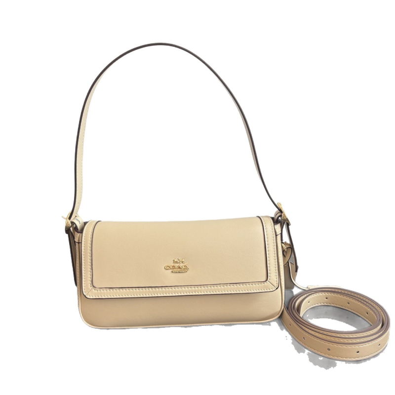 Geantă crossbody din piele naturală, formă orizontală pătrată, închidere magnetică, buzunare interioare pentru telefon, documente, buzunar laminat cu fermoar și buzunar pentru aparat — Toamna 2025