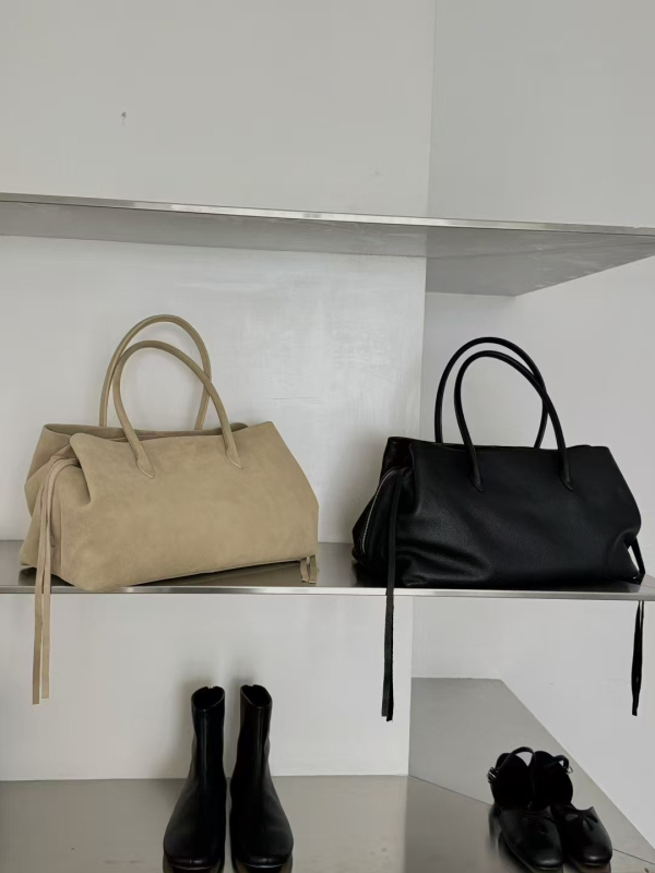 Nova verzija ženske tote torbe od praveće kože i anilinog velura, višeslojna, velika zapremina, oblik školjke, ručna ručka i naramenica, retro svakodnevna gradska torba za žene.