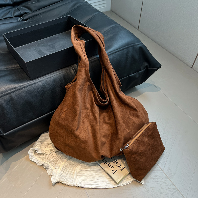 Bucket torba s jednom naramenicom, stil street trend, PU materijal, otvoreni gornji otvor, unutarnji džep sa zipom