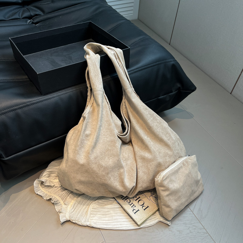 Bucket torba s jednom naramenicom, stil street trend, PU materijal, otvoreni gornji otvor, unutarnji džep sa zipom