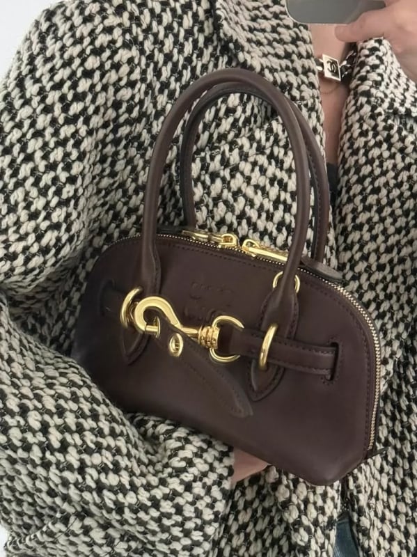 Wow geantă cochilie din piele naturală — stil urban, formă de cochilie, închidere cu fermoar, căptușeală din poliester