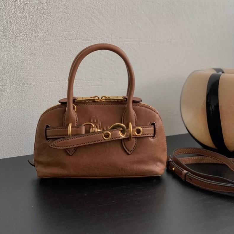 Wow geantă cochilie din piele naturală — stil urban, formă de cochilie, închidere cu fermoar, căptușeală din poliester