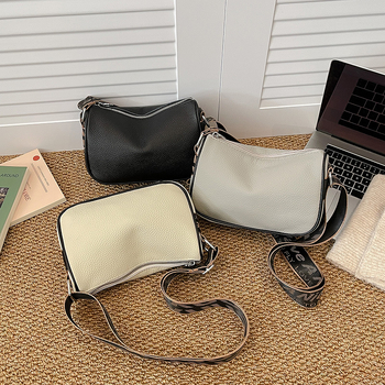 Moteriška pečių rankinė iš tikros odos, aukštos kokybės oda, pagalvėlės stiliaus rankinė, užtrauktukas uždarymas, vidinė kišenė su užtrauktuku, poliesterio pamušalas, nuimamas rankenos