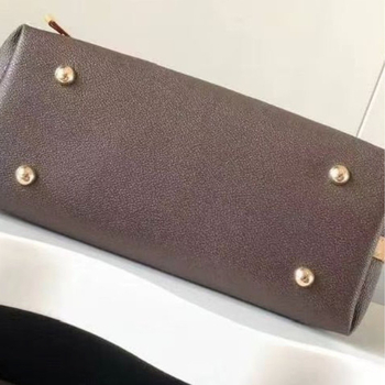 Carryall ženska torba — ulični stil, prava koža, tote torba u bucket obliku, zatvoren otvor, unutarnji laminirani džep sa zatvaračem